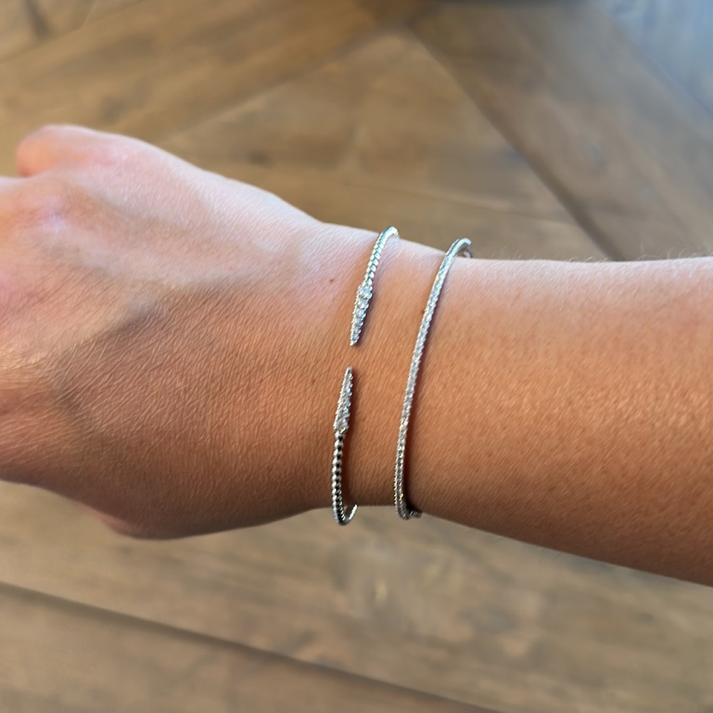 White Gold Beaded Bracelet - Picture 5 of 12
